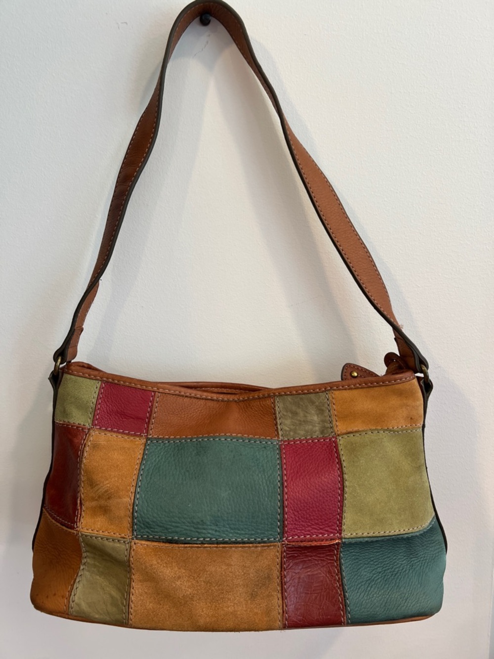 Vintage Fossil Multicolor Patchwork Leather Shoulder Bag - Tan, Green & Red - Picture 3 of 7